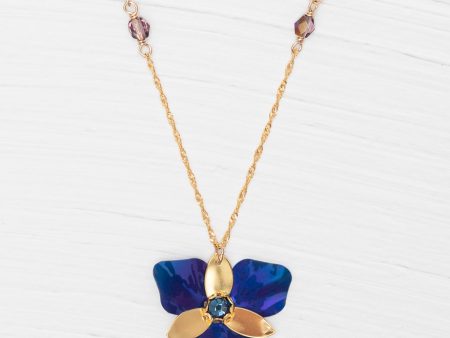 Orla Pendant Necklace Fashion