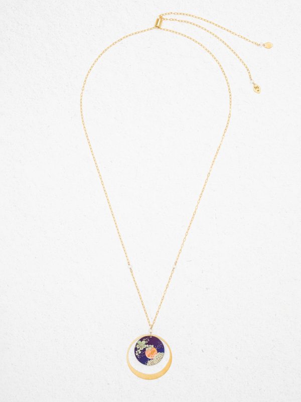 Luna Pendant Necklace Fashion